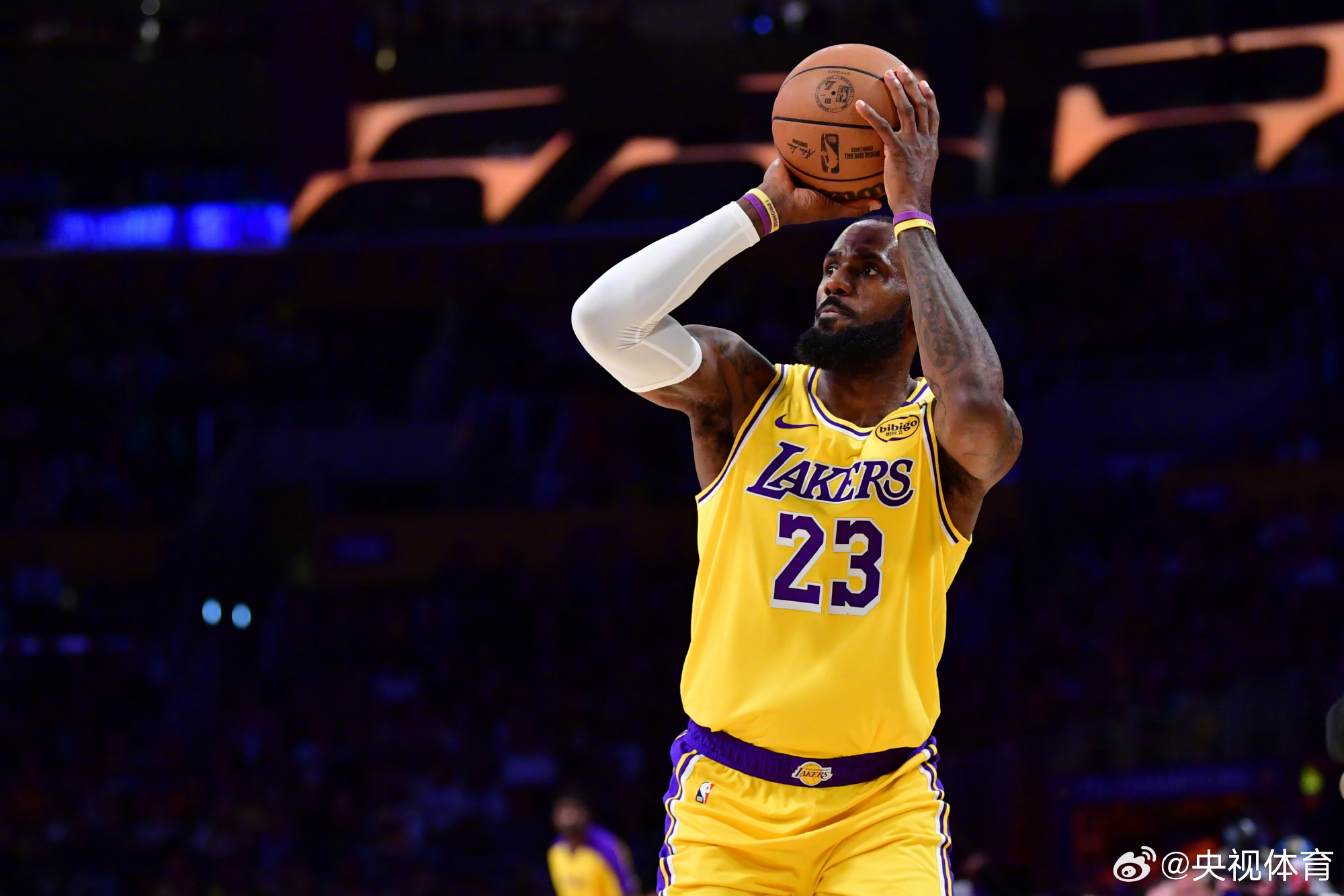 赛前NBA常规赛焦点战，曼城复出首秀，话题不断，更衣室氛围转暖