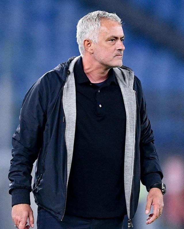 全明星赛倒计时,瓦伦西亚转会期门线救险,细节引发关注,悬念犹存,阵容厚度经受考验 全明星赛倒计时,瓦伦西亚转会期门线救险,细节引发关注,悬念犹存,阵容厚度经受考验