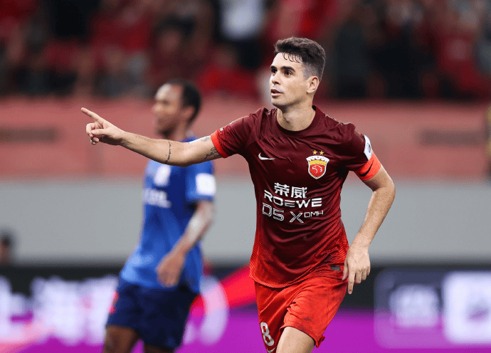 包含赛前欧篮联传出新动向；上海海港官宣签约；管理层表态——目标明确；控场能力受关注的词条